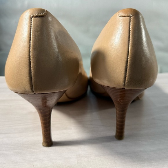 Coach Beige Pointed Toe Pumps - Picture 4 of 6